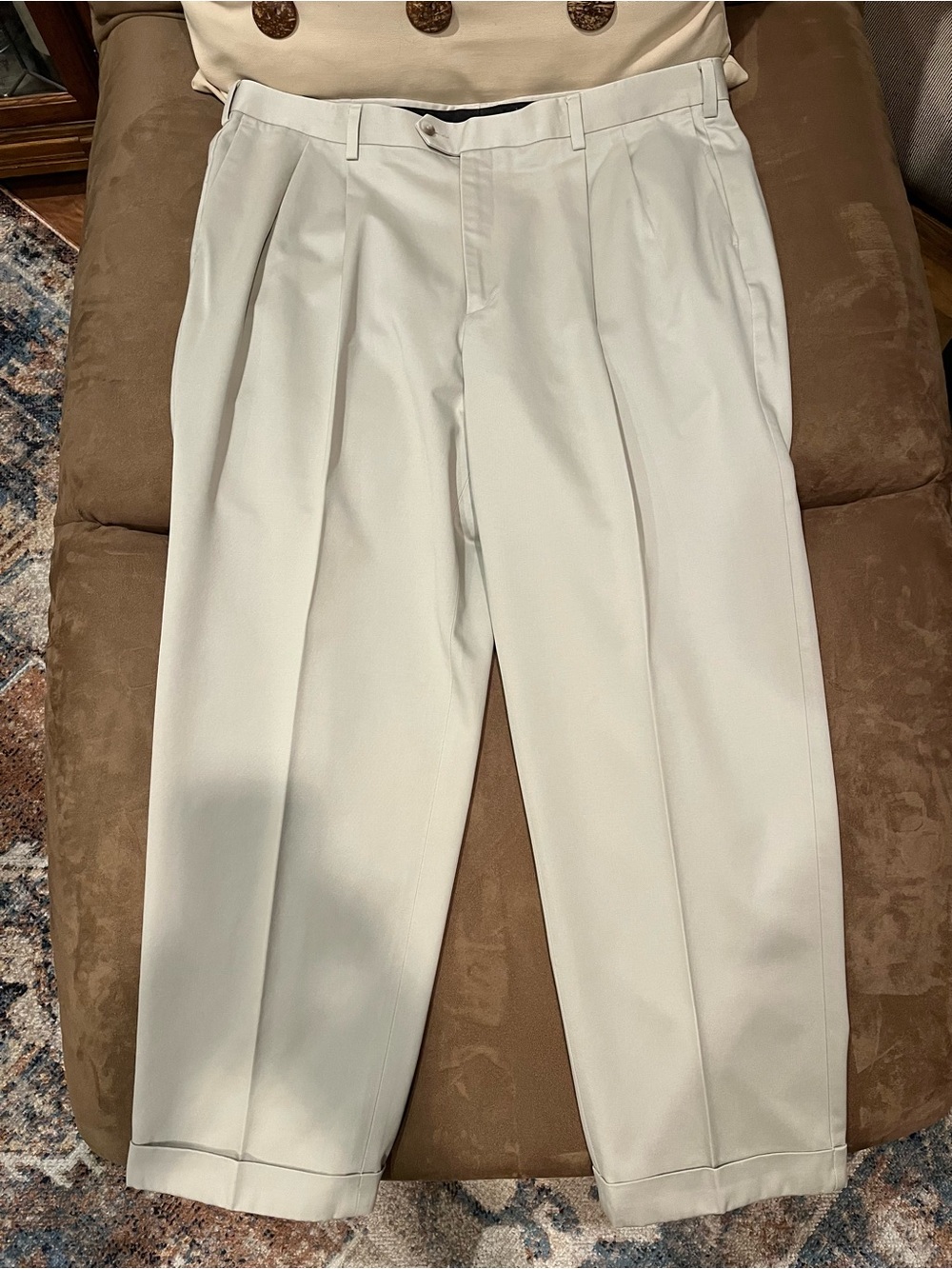 Savane Select Edition Men's Pleated Chino Pants in Light Beige